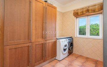 Property slide 32