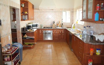 Property slide 25