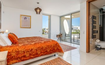 Property slide 10