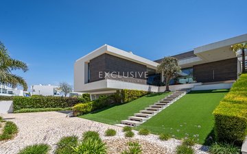 Property slide 18
