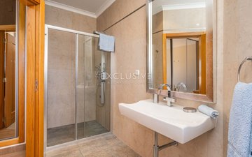 Property slide 18