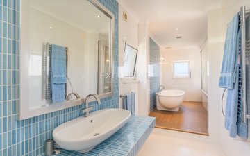 Property slide 21