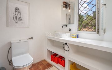 Property slide 31