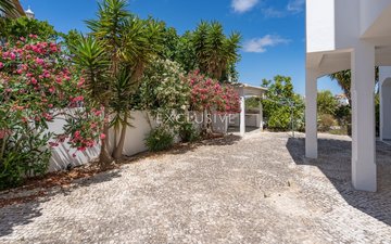 Property slide 24