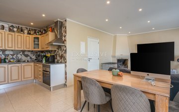 Property slide 20