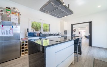 Property slide 5