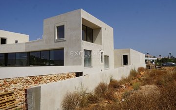 Property slide 21