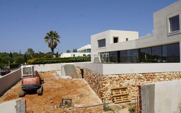 Property slide 18