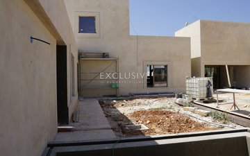 Property slide 17