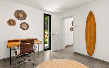 Property slide 20