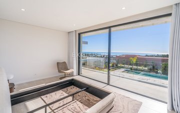 Property slide 21