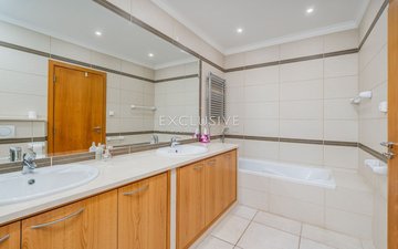 Property slide 21