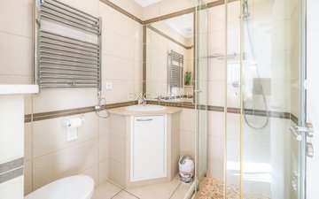 Property slide 17