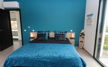 Property slide 10