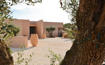 Property slide 36