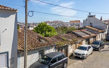 Property slide 25
