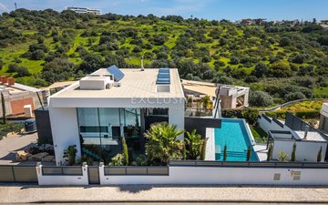 Property slide 39