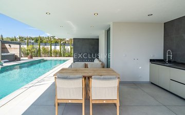 Property slide 22