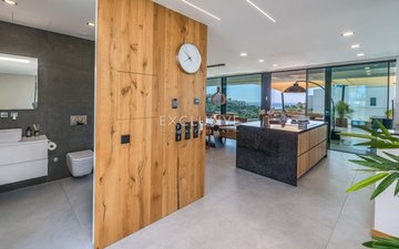Property slide 10