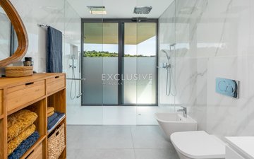 Property slide 20
