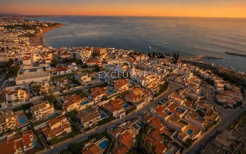 Property slide 44