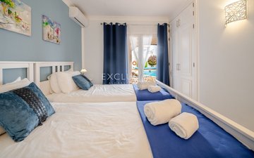 Property slide 32