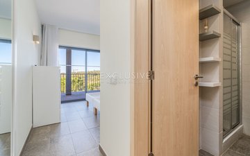 Property slide 14