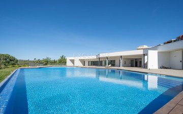 Property slide 25