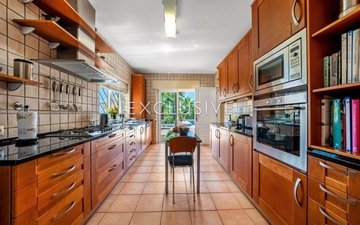 Property slide 8