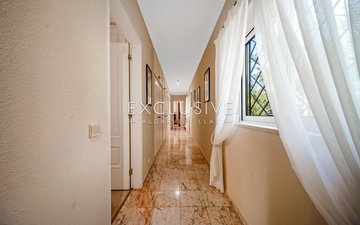 Property slide 10