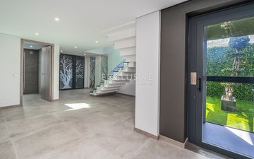 Property slide 20
