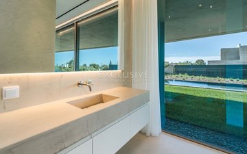 Property slide 24