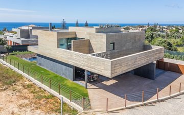 Property slide 33
