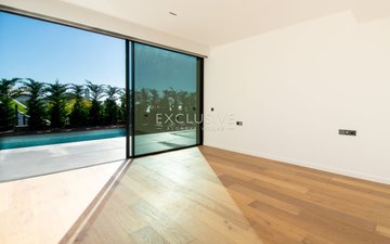 Property slide 17