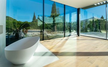 Property slide 21
