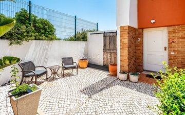 Property slide 40