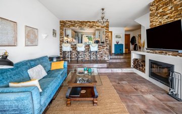 Property slide 15