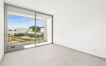 Property slide 15