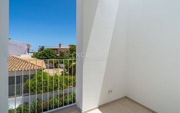 Property slide 28