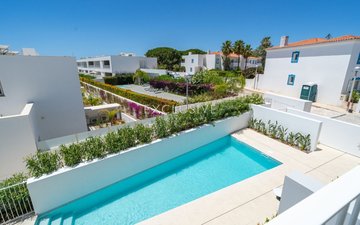 Property slide 17