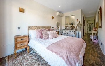 Property slide 28