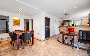 Property slide 21
