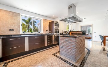 Property slide 7