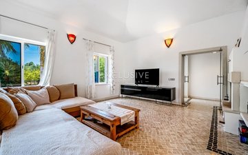 Property slide 15