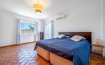 Property slide 25
