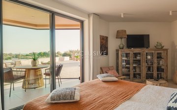 Property slide 22
