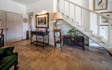Property slide 23