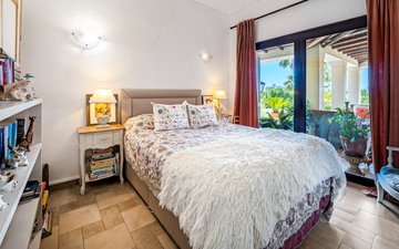 Property slide 20
