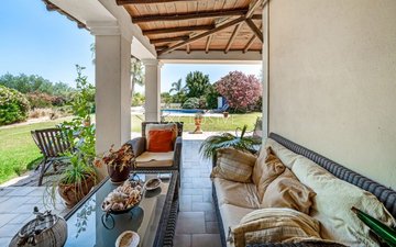Property slide 17