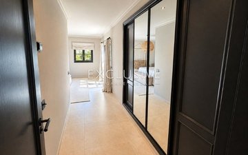 Property slide 20